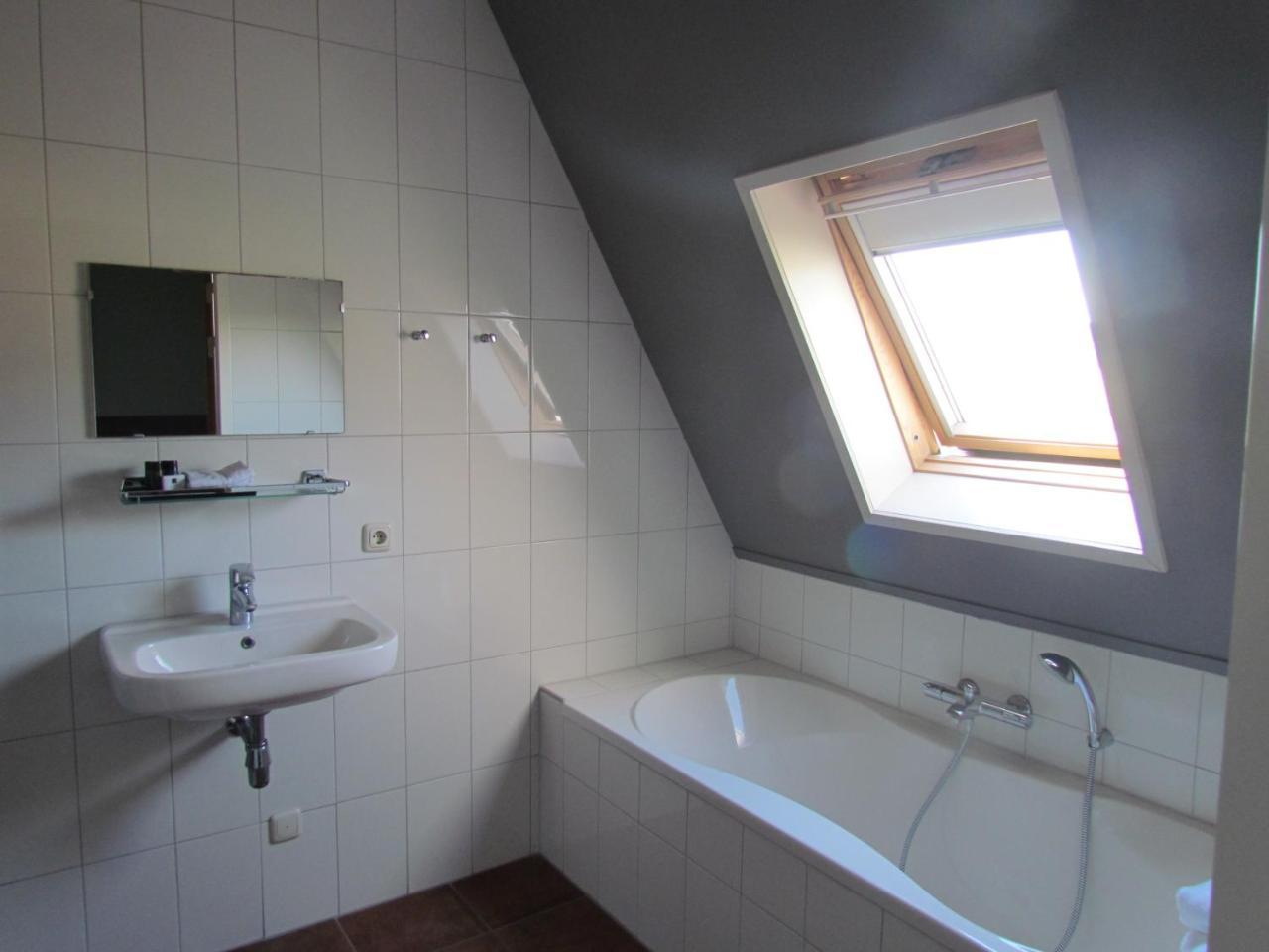 Wellness Suites Dellewal West-Terschelling Eksteriør billede